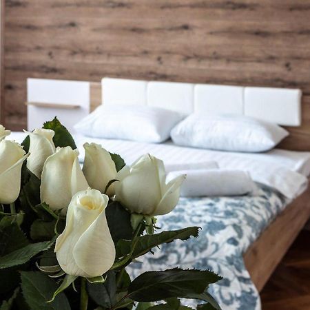 Apartament On Kulisha Street 利沃夫 外观 照片
